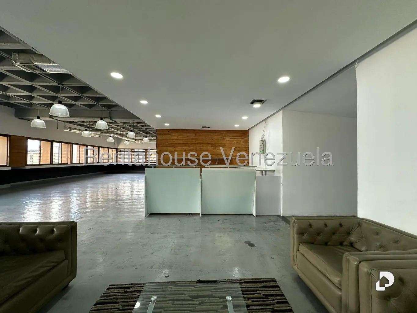 Oficina en Los Palos Grandes, Caracas