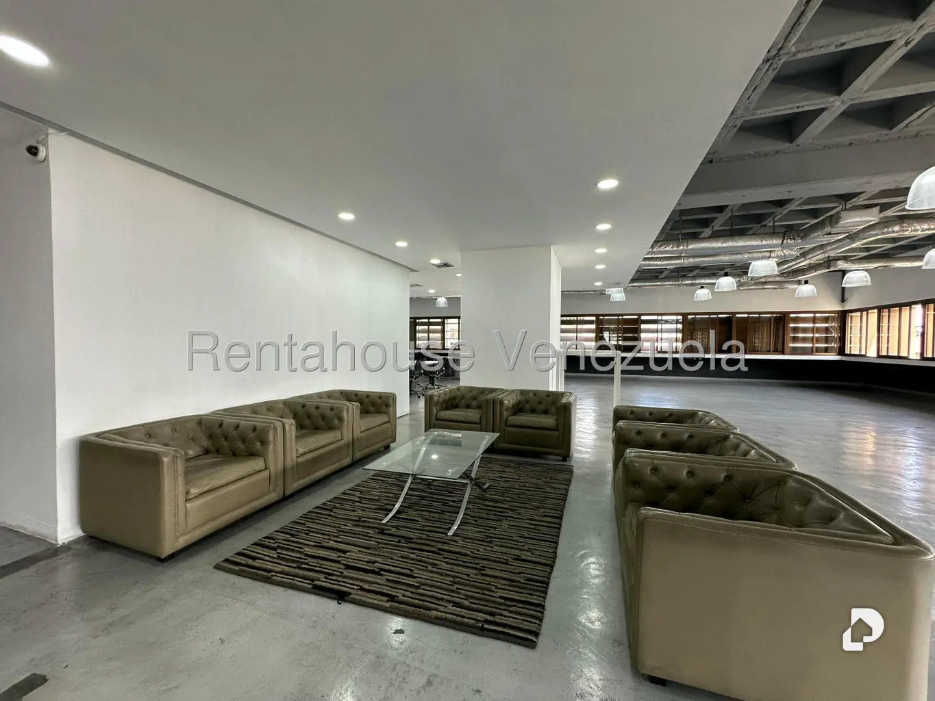 Oficina en Los Palos Grandes, Caracas