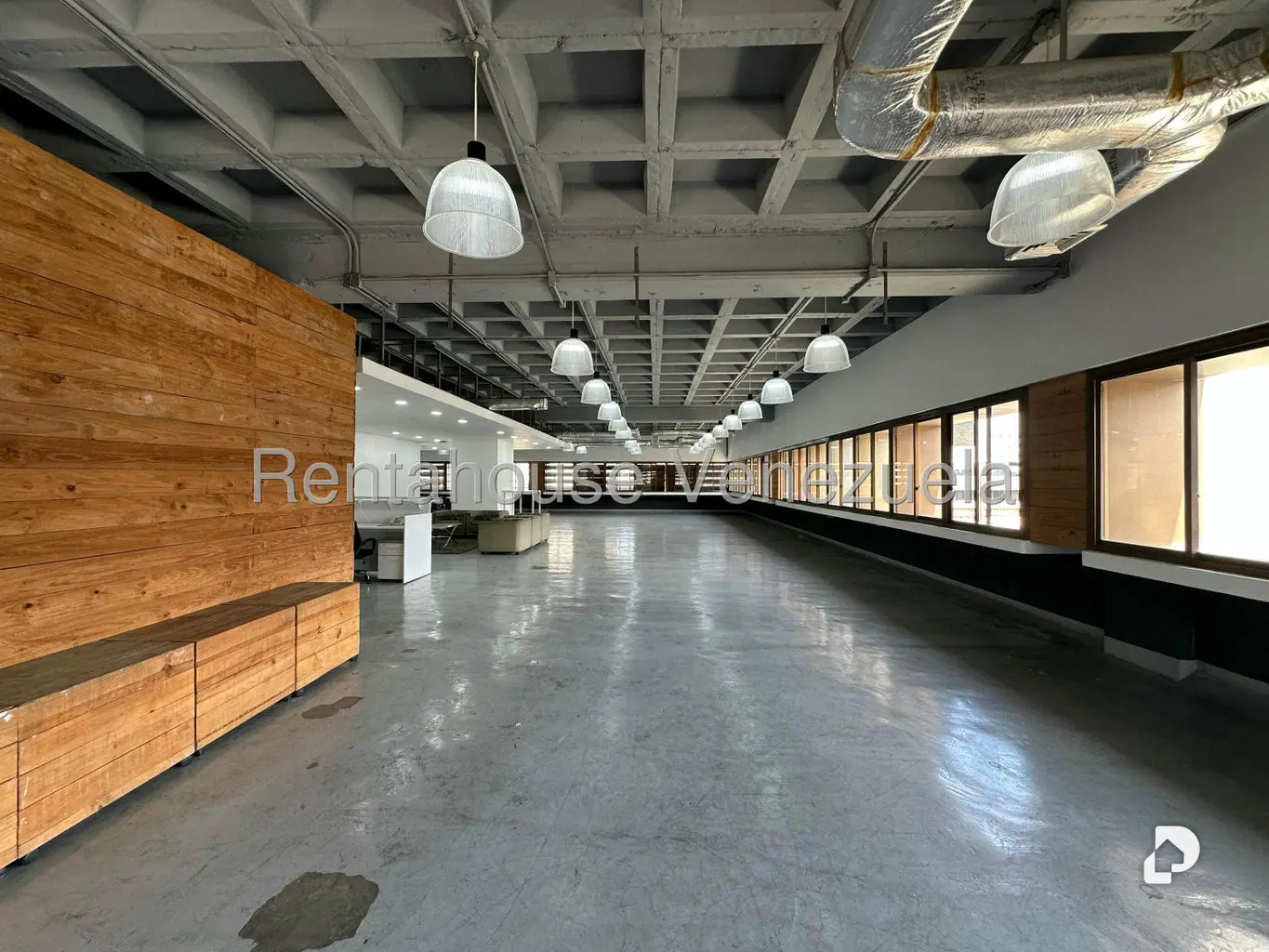 Oficina en Los Palos Grandes, Caracas