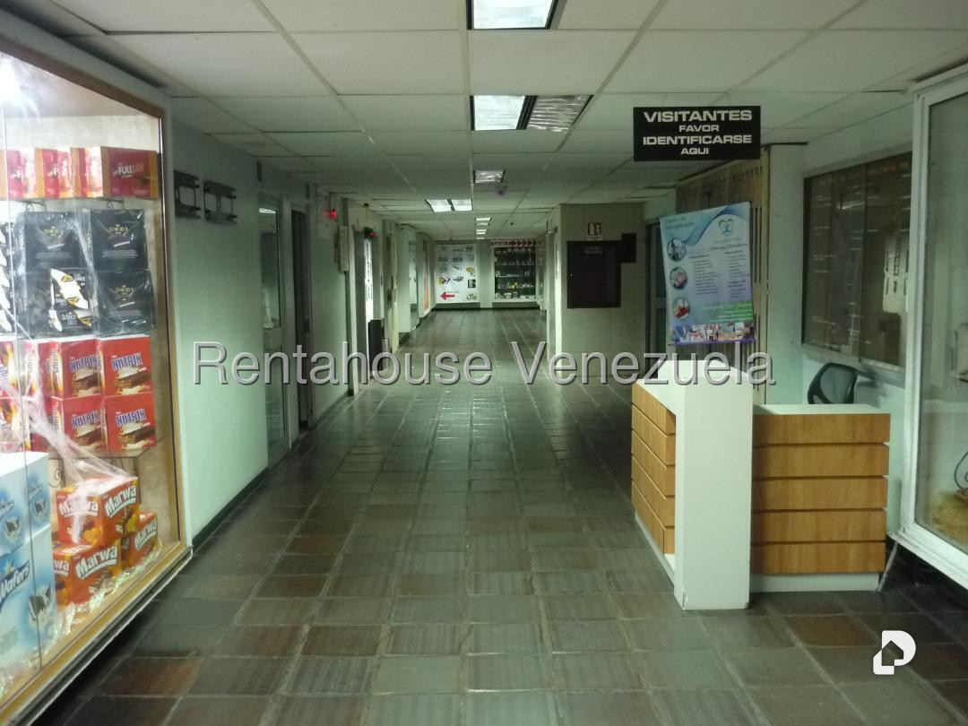 Local comercial en Los Dos Caminos, Caracas – 9