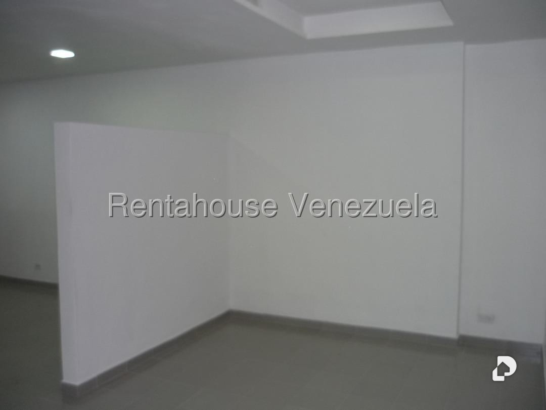 Local comercial en Los Dos Caminos, Caracas – 5