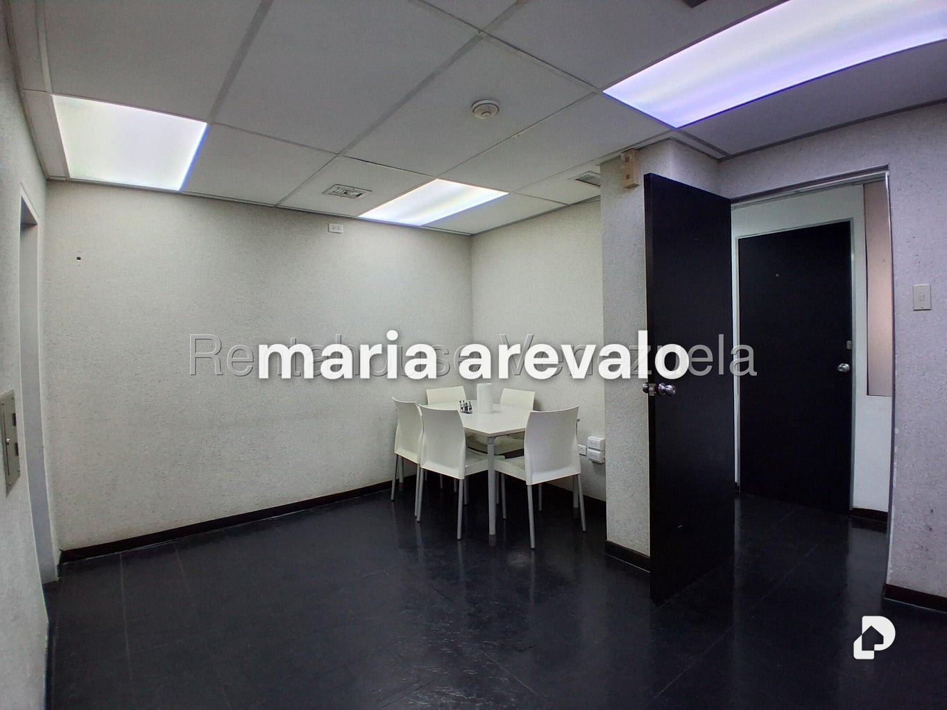 Oficina en El Rosal, Caracas – 9