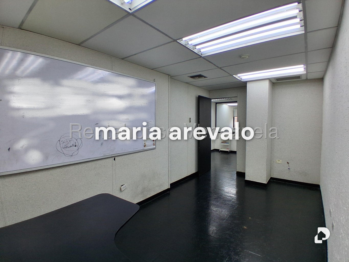 Oficina en El Rosal, Caracas – 8