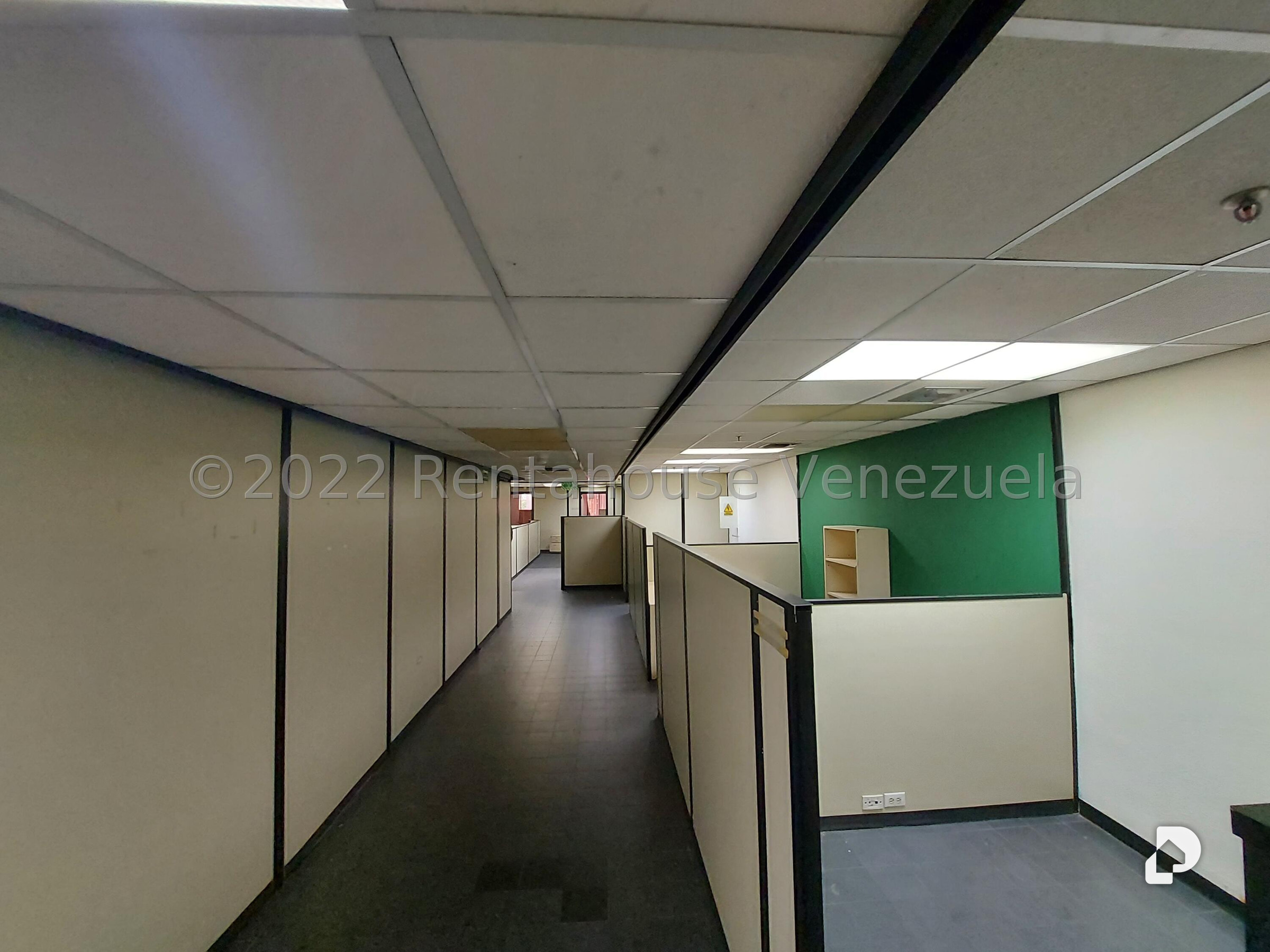 Oficina en Terrazas del Ávila, Caracas – 4