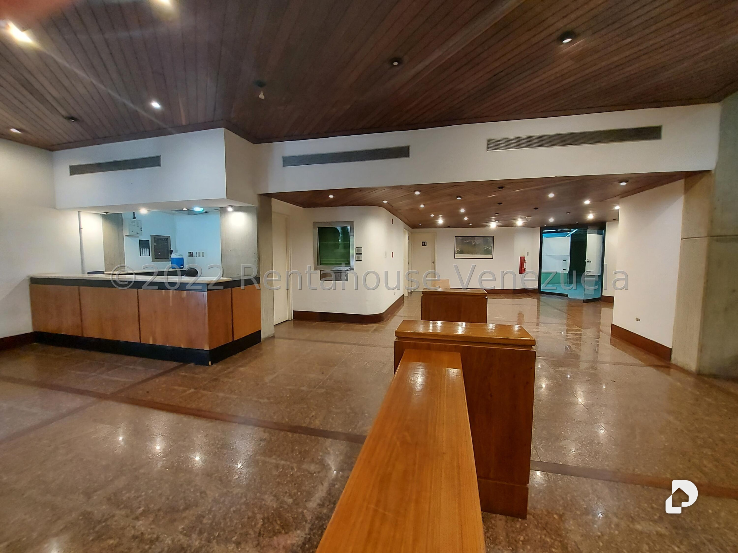Oficina en Terrazas del Ávila, Caracas – 2