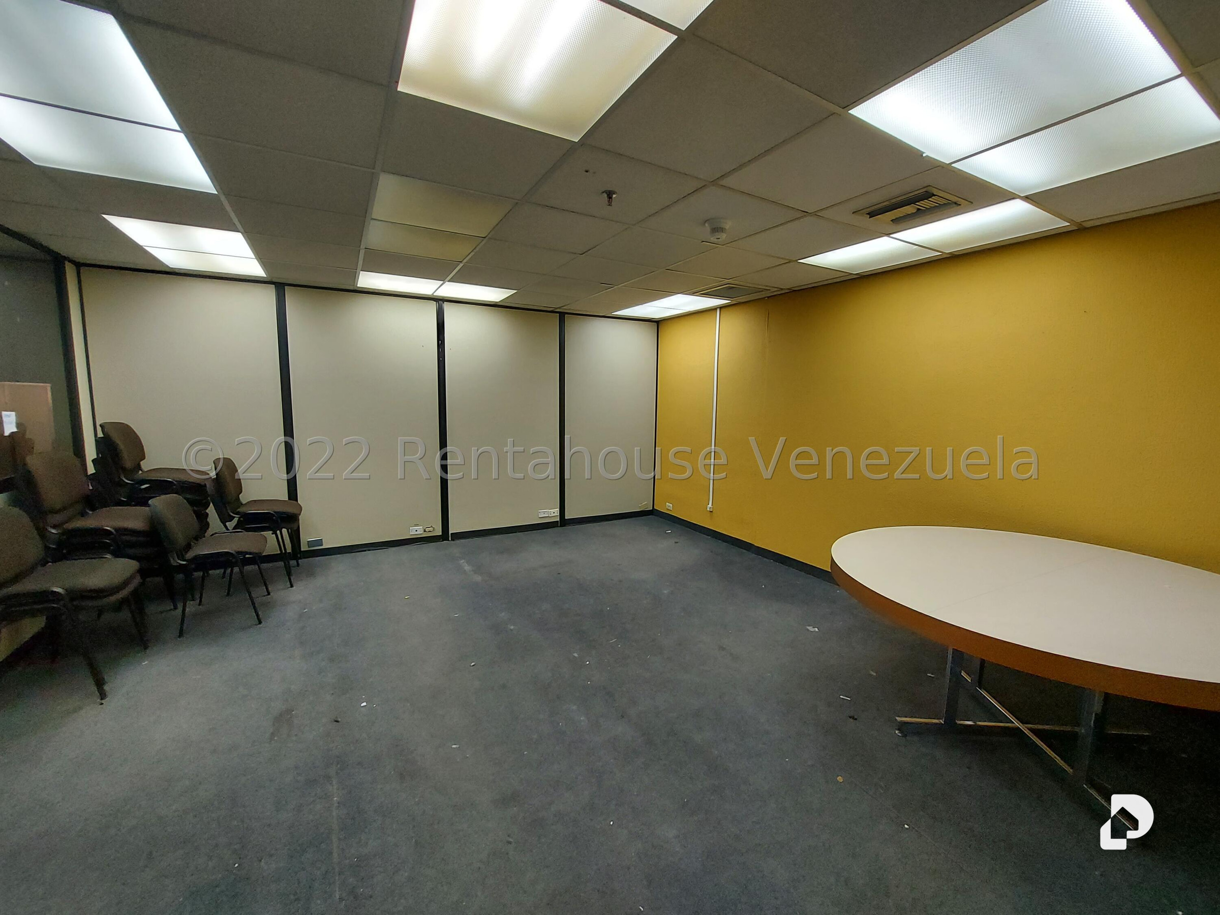 Oficina en Terrazas del Ávila, Caracas – 9
