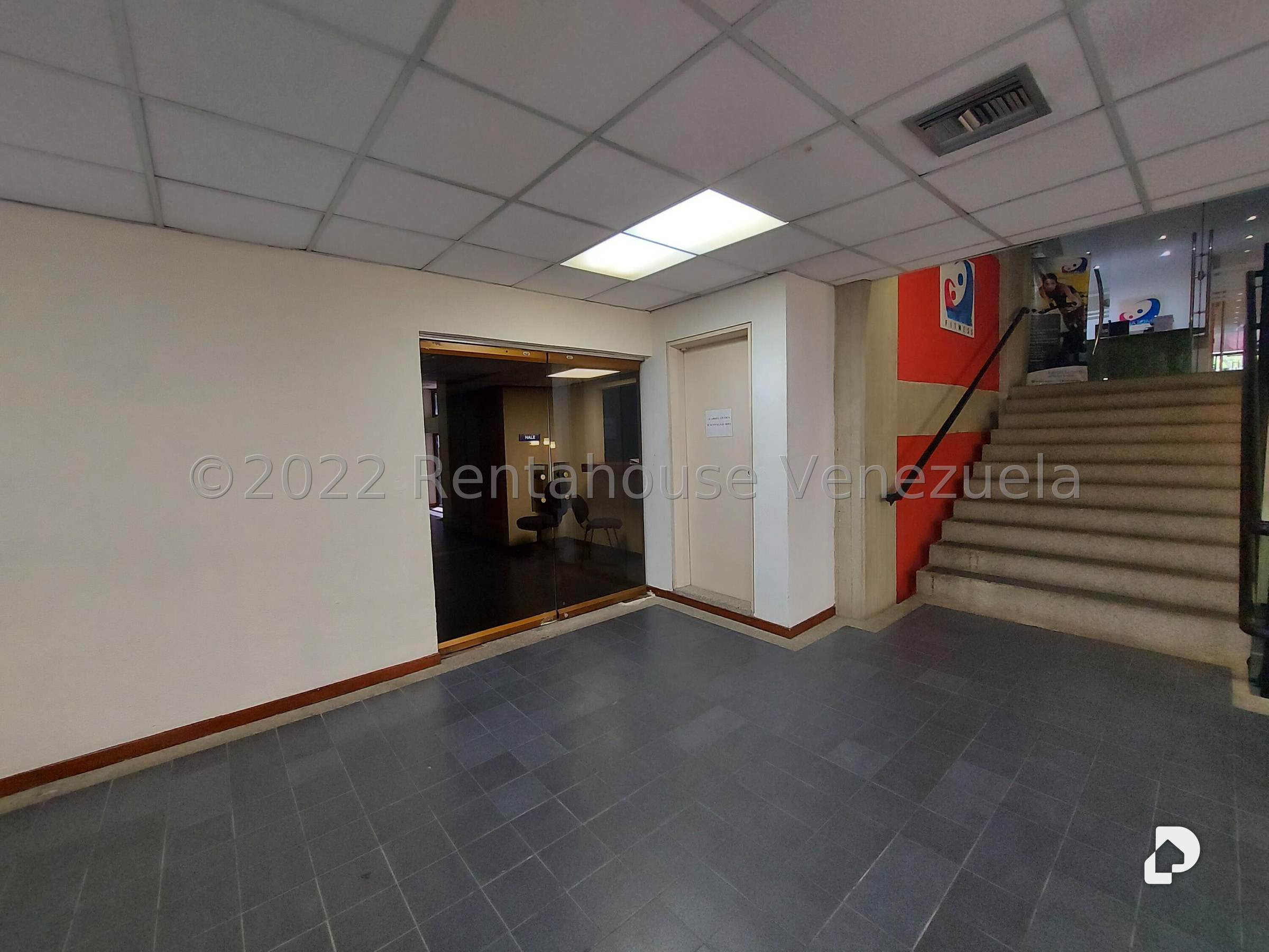 Oficina en Terrazas del Ávila, Caracas – 18