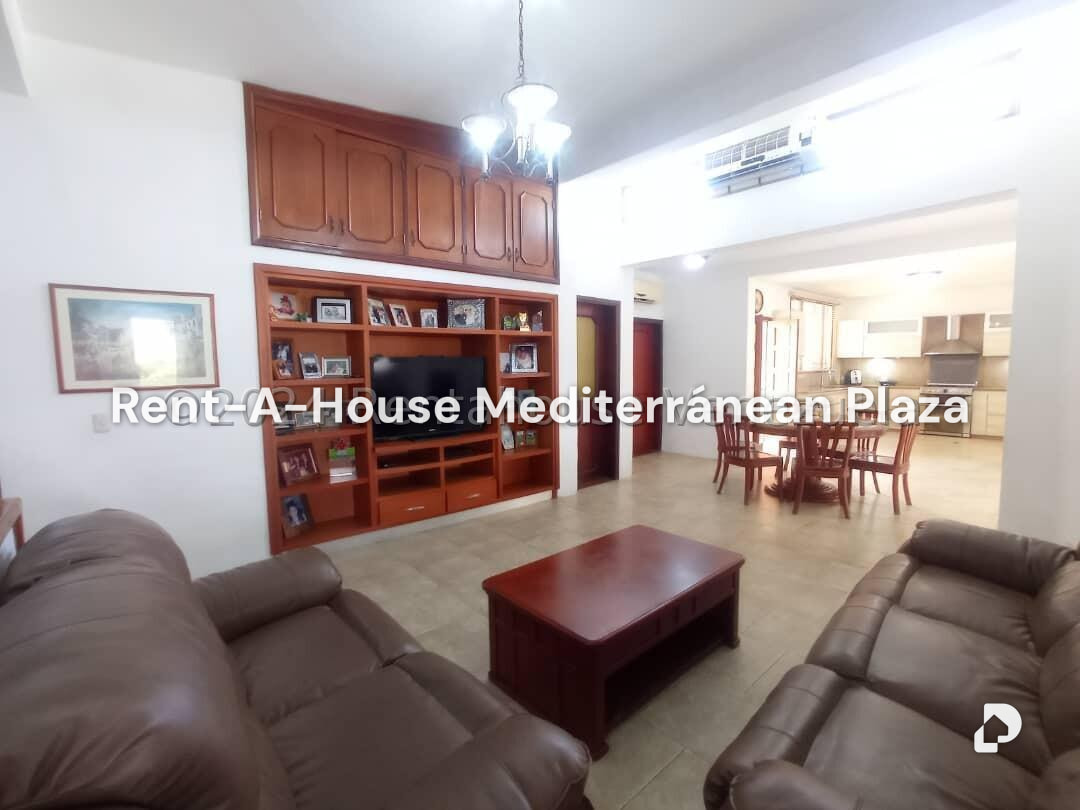 Casa en Parroquia Urbana San José, Valencia