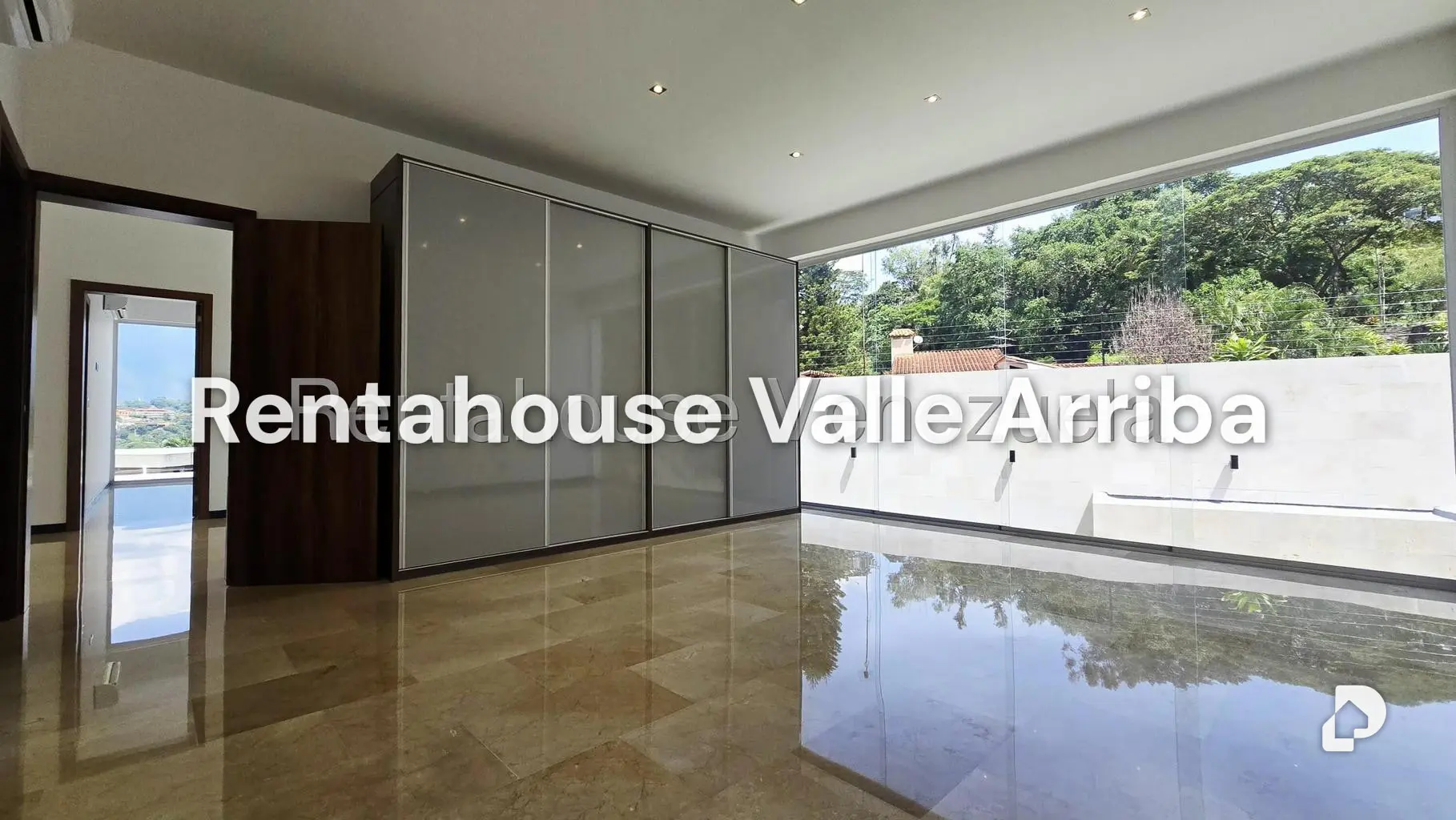 Casa en Prados del Este, Caracas – 30