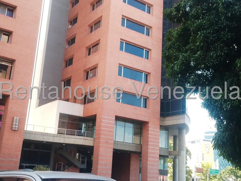 Oficina en Los Dos Caminos, Caracas - 1
