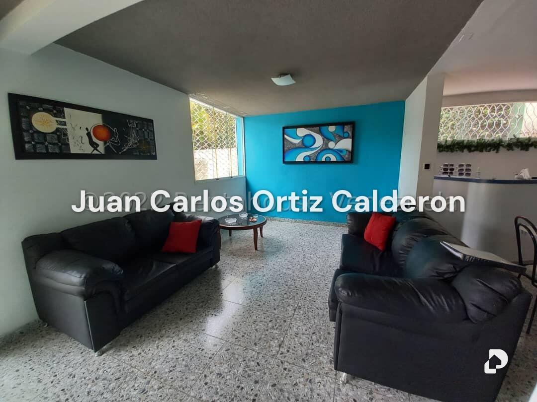 Terreno en Santa Eduvigis, Caracas – 18