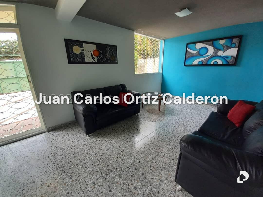 Terreno en Santa Eduvigis, Caracas – 16