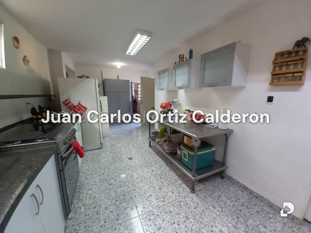 Terreno en Santa Eduvigis, Caracas – 21