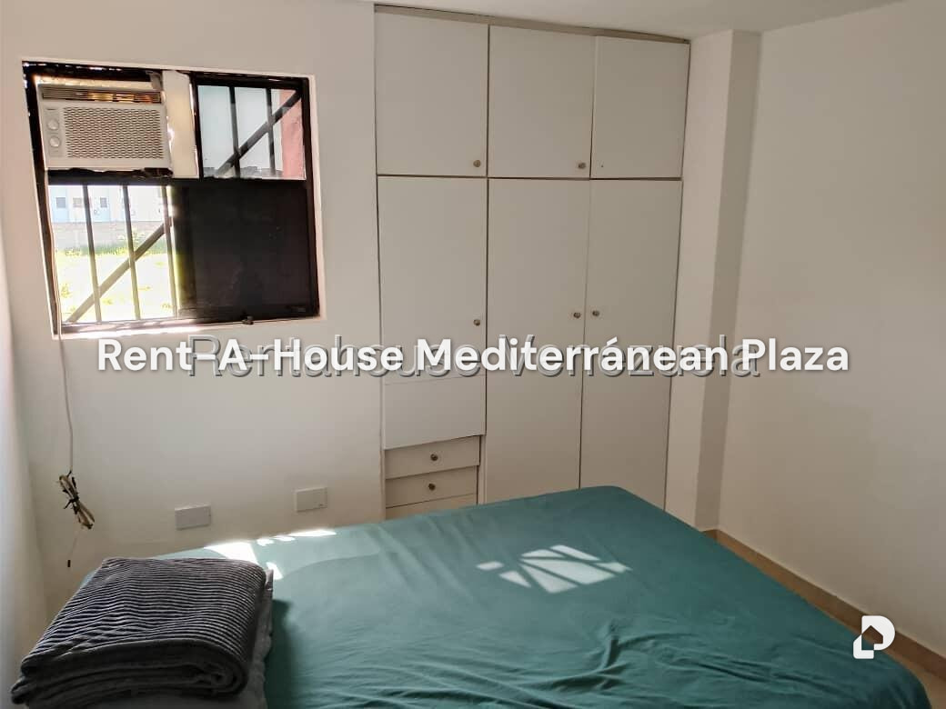 Apartamento en Paraparal, Los Guayos – 12
