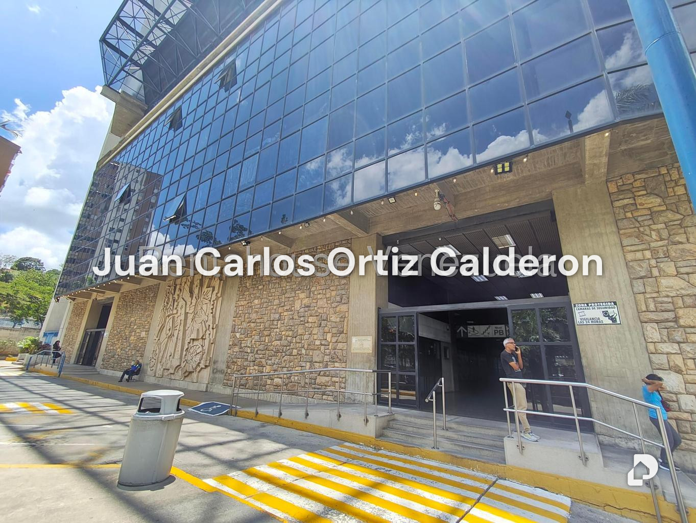 Local comercial en Macaracuay, Caracas – 18