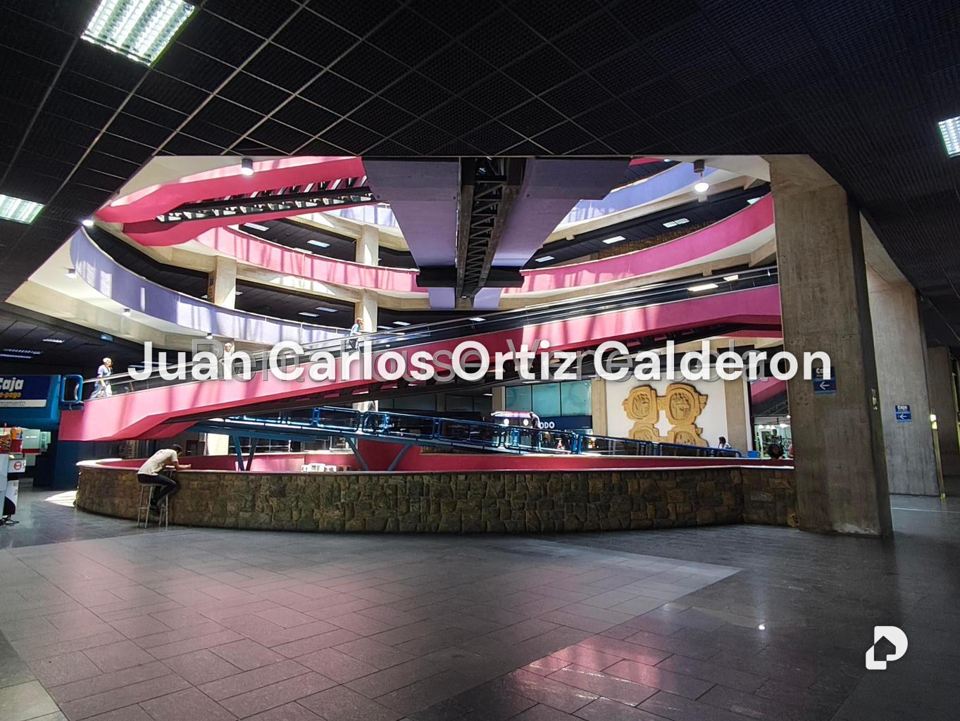 Local comercial en Macaracuay, Caracas – 17