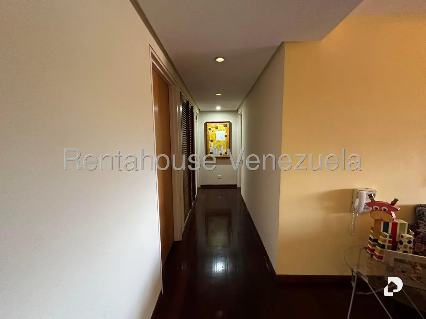 Apartamento en Lomas de La Lagunita, Caracas – 30
