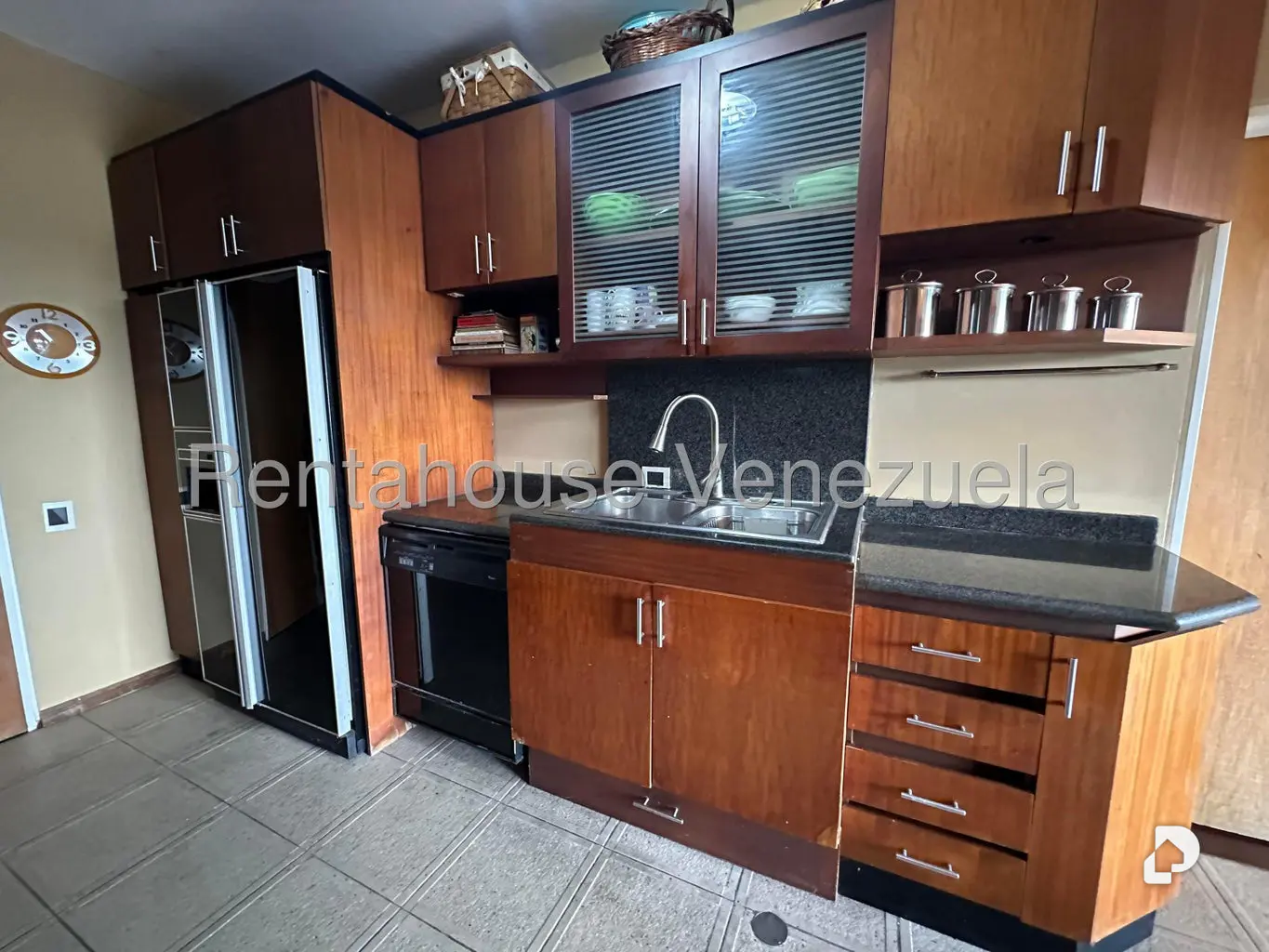 Apartamento en Lomas de La Lagunita, Caracas – 25