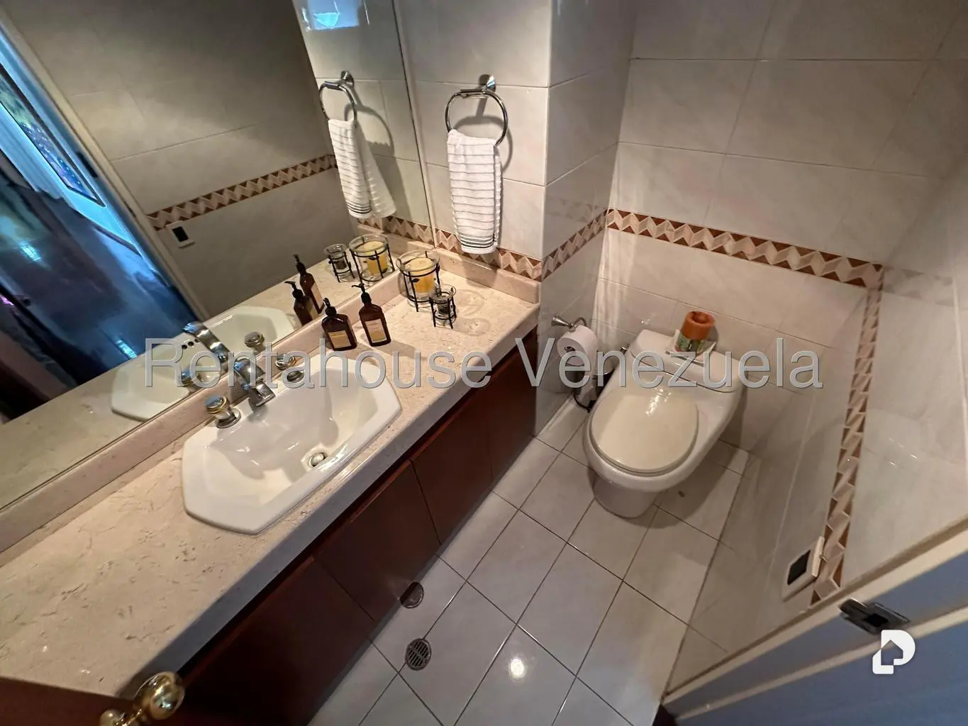 Apartamento en Lomas de La Lagunita, Caracas – 6