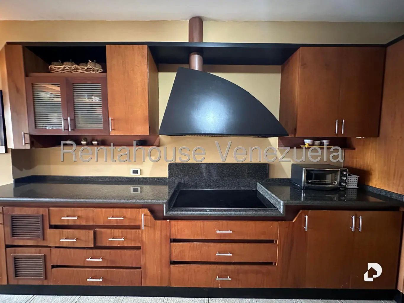 Apartamento en Lomas de La Lagunita, Caracas – 23
