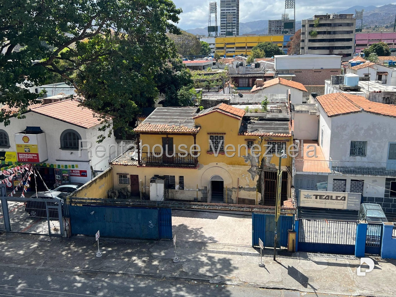 Local comercial en El Paraíso, Caracas – 2