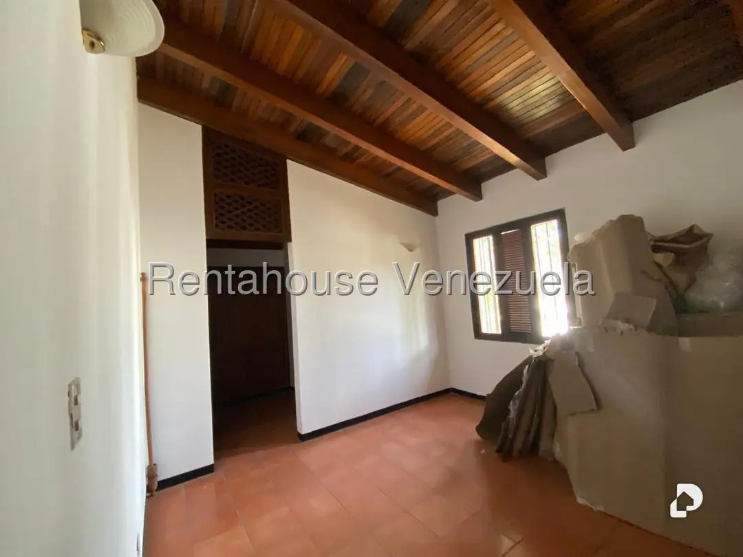 Casa en Prados del Este, Caracas – 19