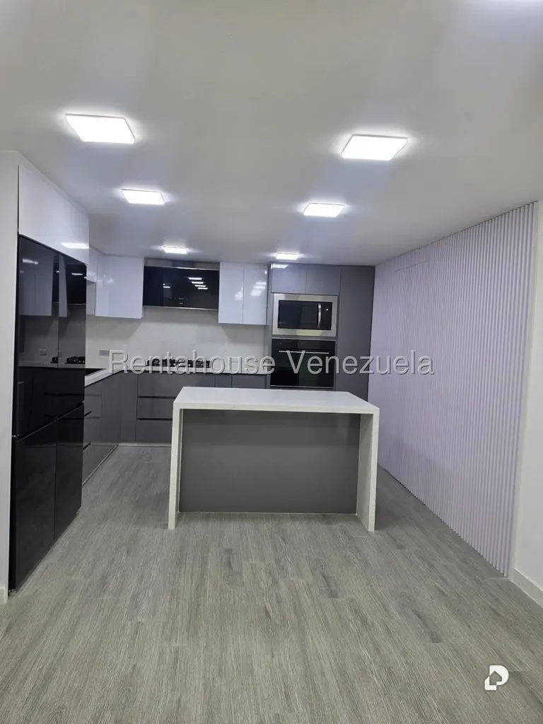 Apartment in Colinas de Vista Alegre, Caracas – 19