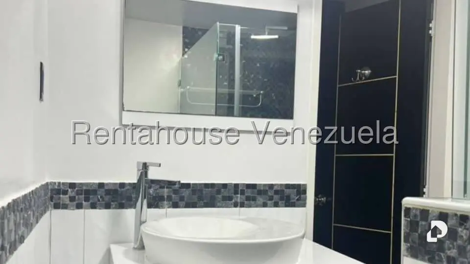 Apartment in Colinas de Vista Alegre, Caracas – 10