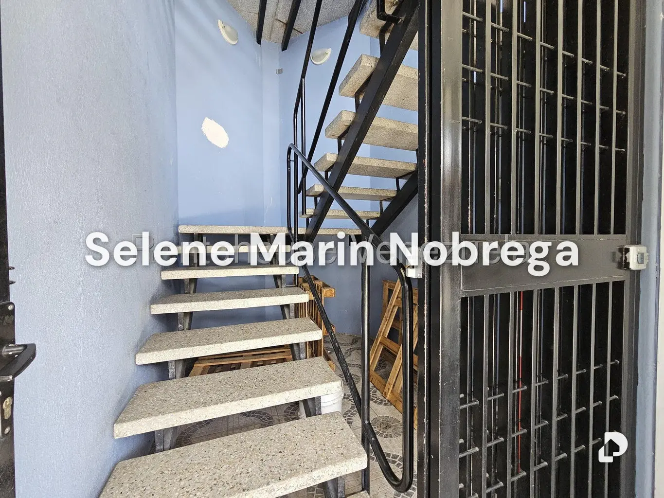 Building in Montecristo, Caracas – 12