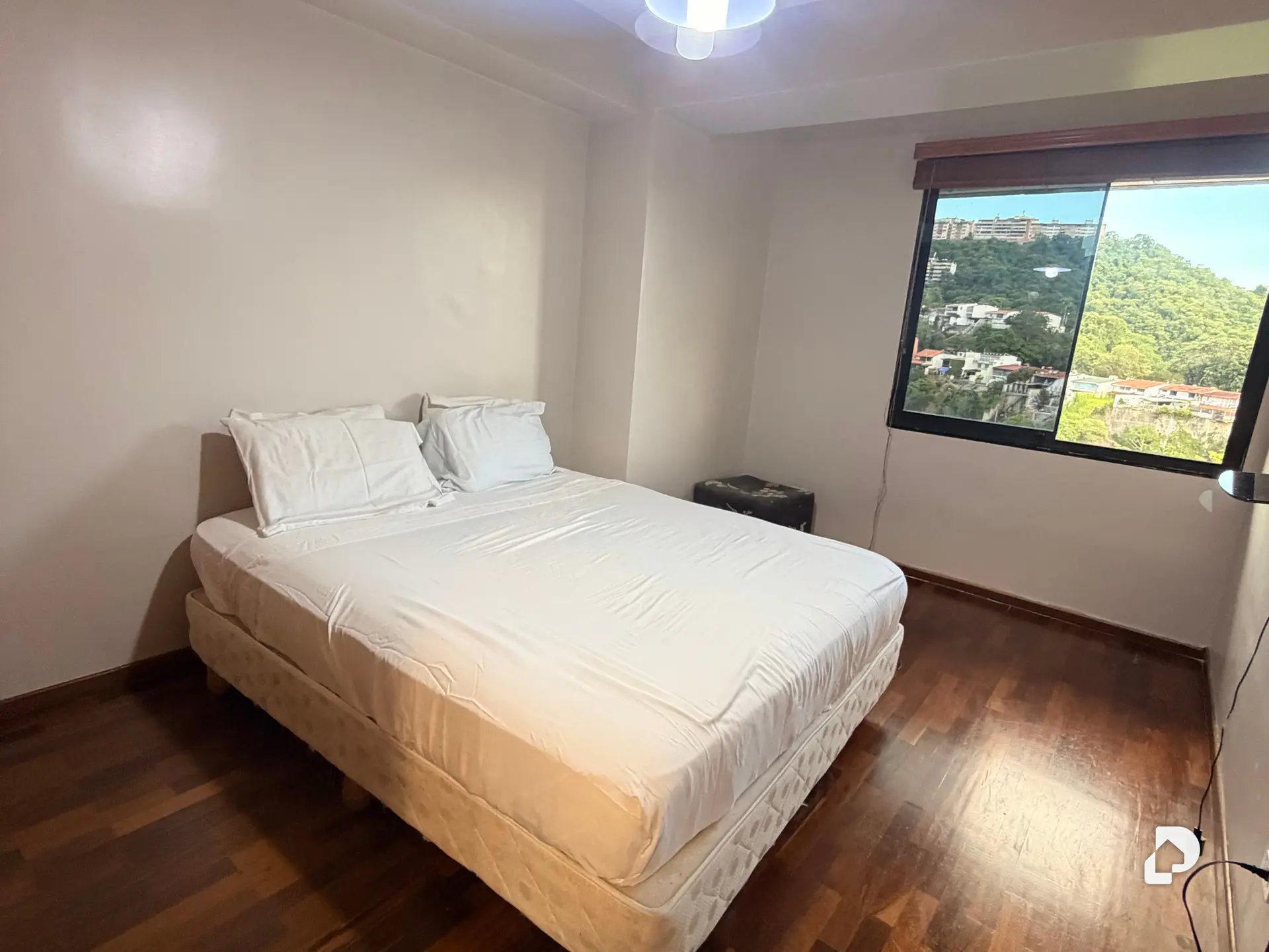 Apartamento en Santa Inés, Caracas – 10