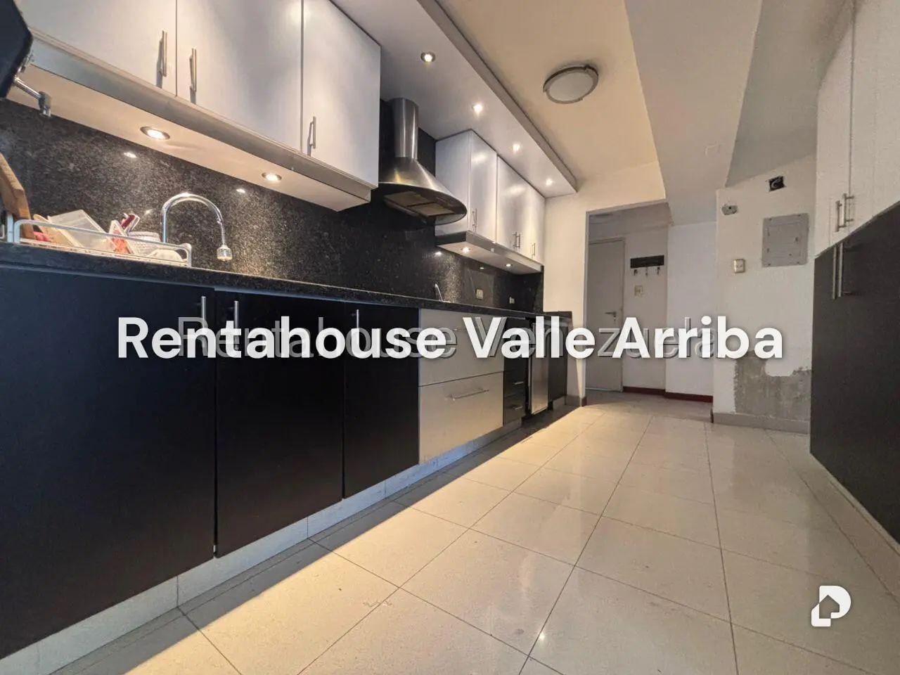 Apartamento en Terrazas del Ávila, Caracas – 16