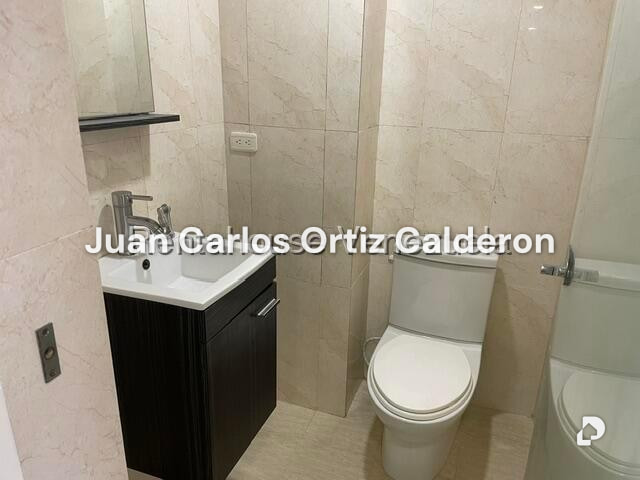 Oficina en Parroquia La Candelaria, Caracas – 8