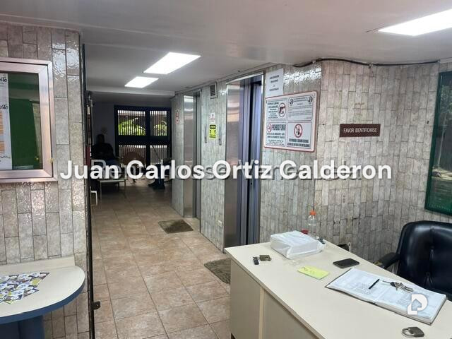 Oficina en Parroquia La Candelaria, Caracas – 2