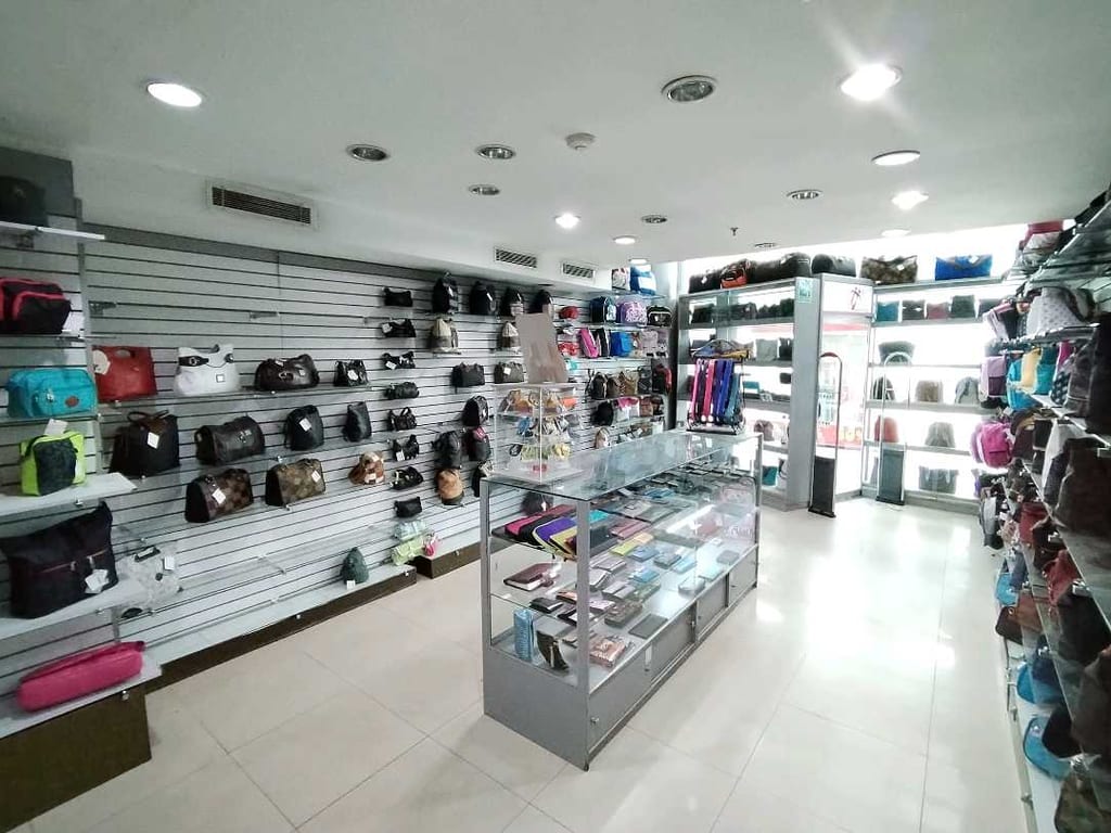 Local comercial en San Diego, Valencia - 1