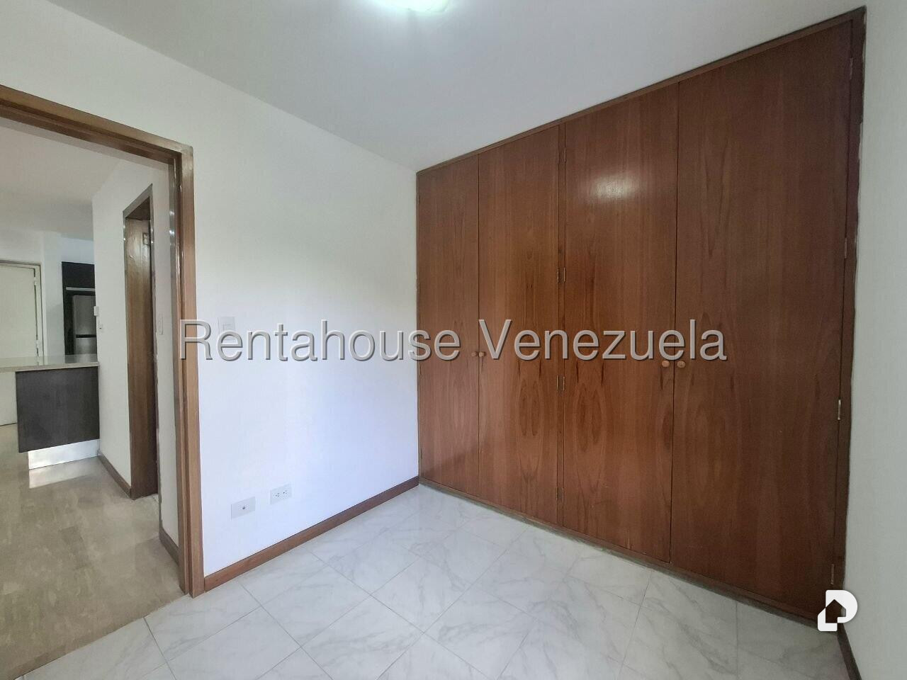 Apartamento en Santa Fe Norte, Caracas – 18