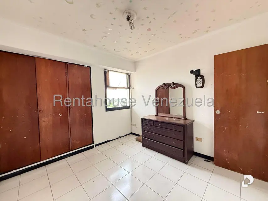 Apartamento en Urbanización San Miguel, Maracay