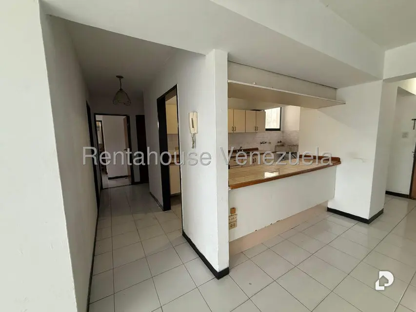 Apartamento en Urbanización San Miguel, Maracay