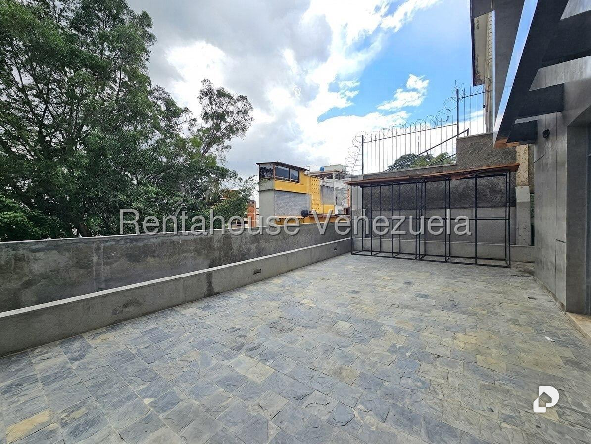 Edificio en Los Chaguaramos, Caracas
