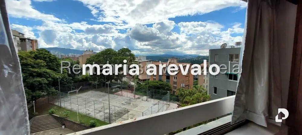 Apartamento en Los Samanes, Caracas – 24