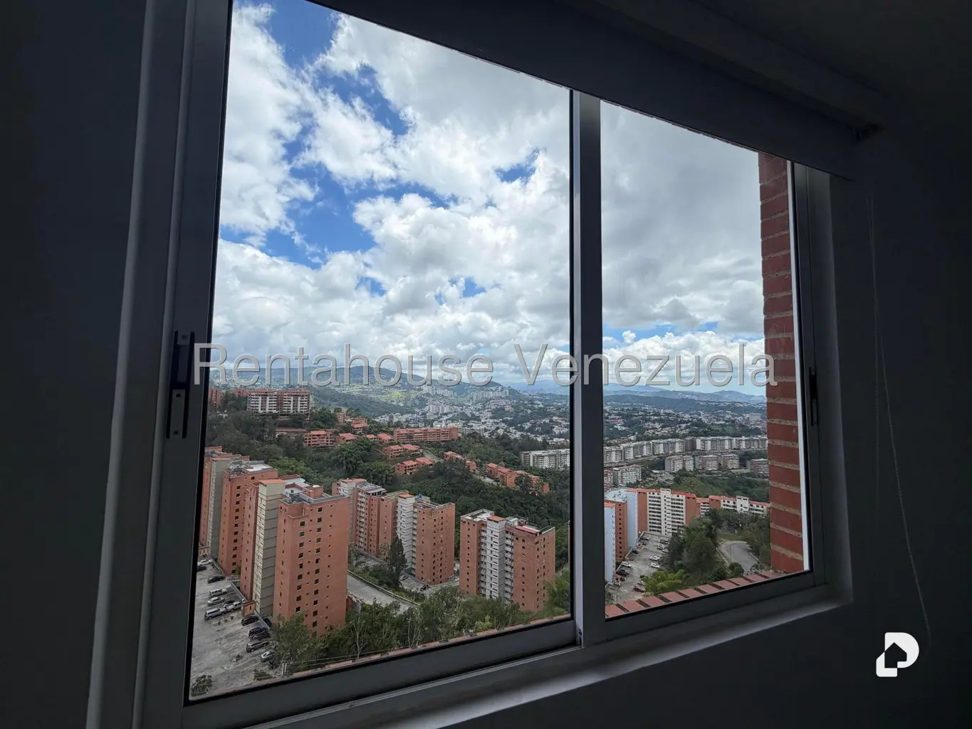 Apartment in Colinas de La Tahona, Caracas – 24
