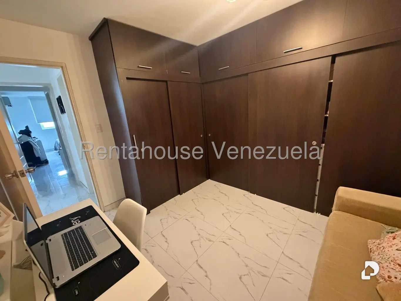 Apartment in Colinas de La Tahona, Caracas – 16