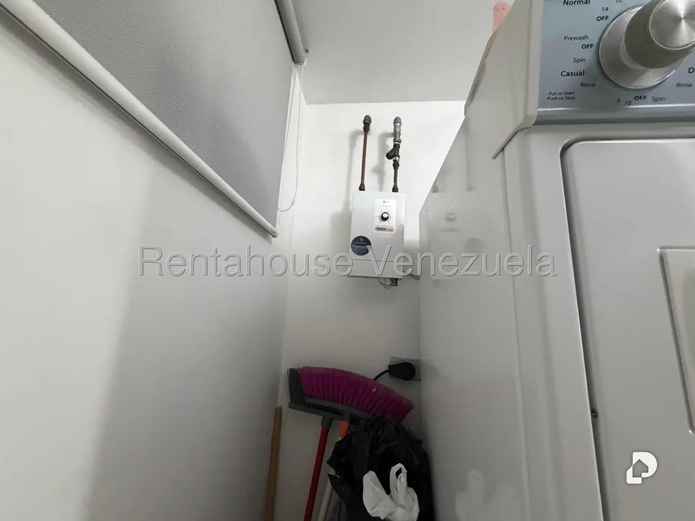 Apartment in Colinas de La Tahona, Caracas – 25