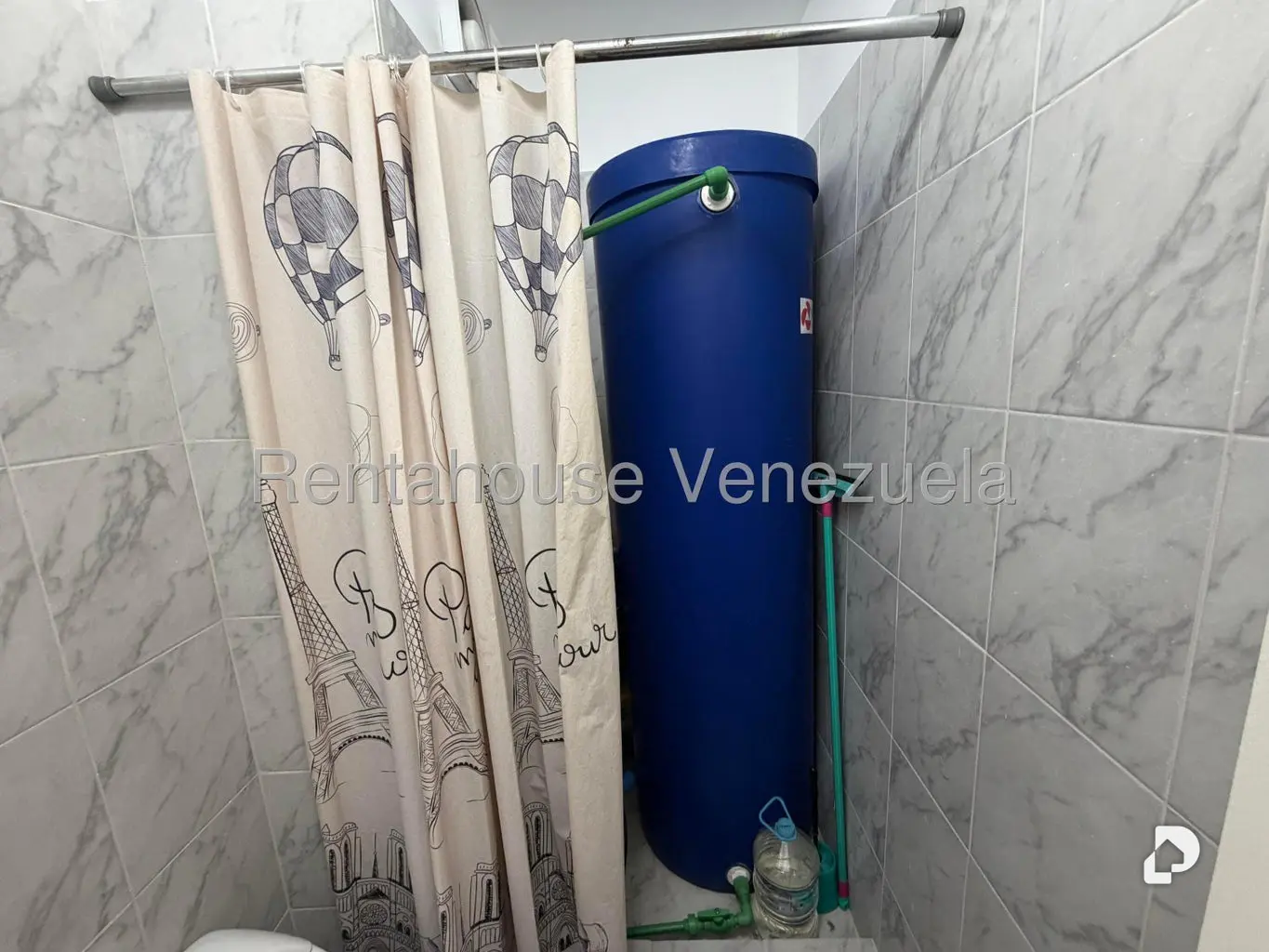 Apartment in Colinas de La Tahona, Caracas – 19