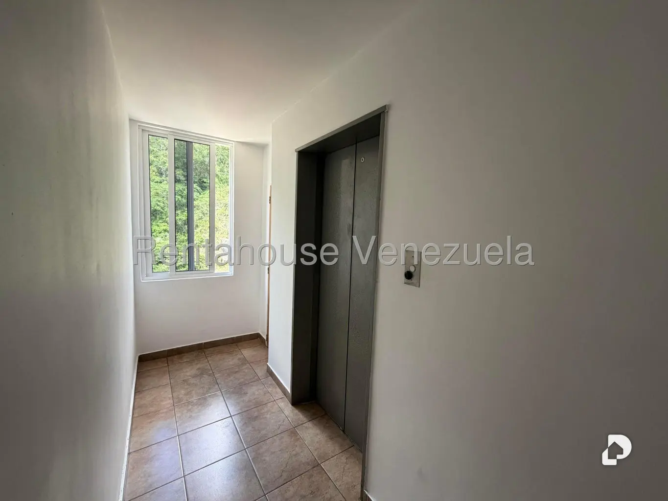 Apartment in Colinas de La Tahona, Caracas – 26
