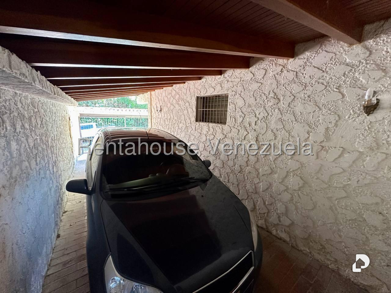Casa en La Boyera, Caracas – 23