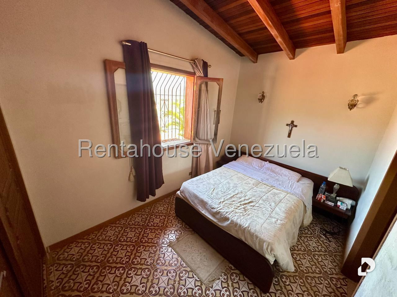 Casa en La Boyera, Caracas – 18