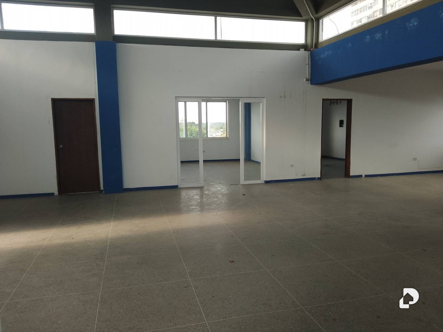 Local comercial en Acuarelas del Sol, Maracaibo – 3