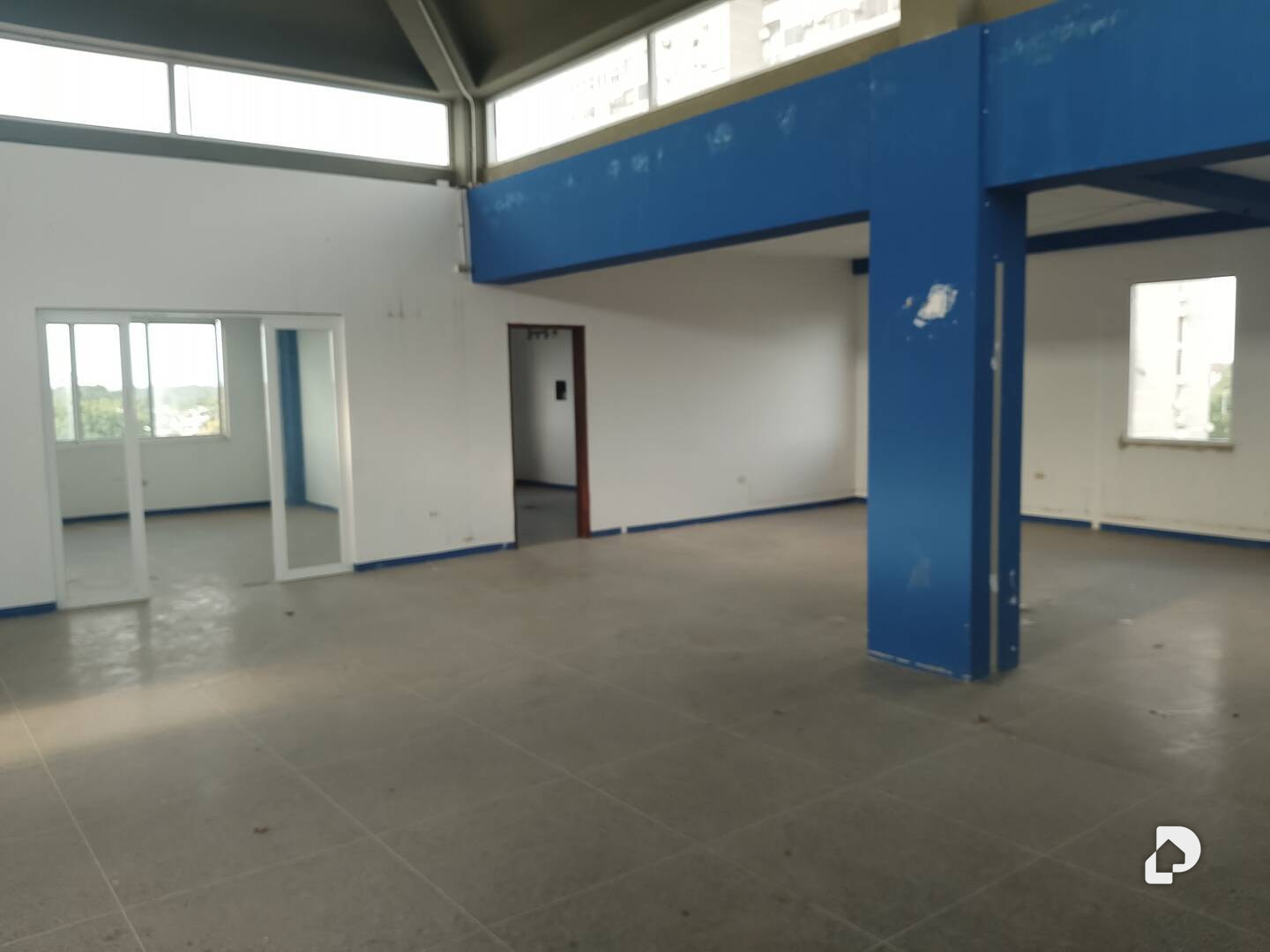 Local comercial en Acuarelas del Sol, Maracaibo – 2