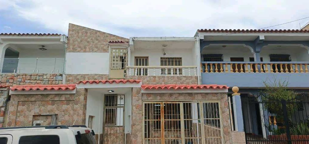 Casa en Pque. Res. La Esmeralda, Valencia - 1