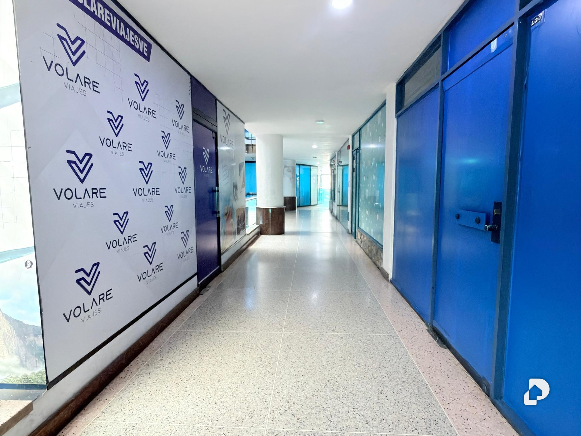 Local comercial en Parroquia Urbana San José, Valencia – 8